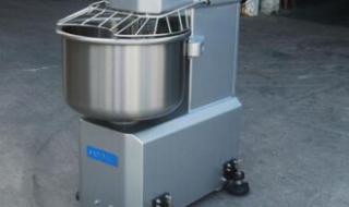 鲜奶雪花酪的奶液配方 鲜奶搅拌机